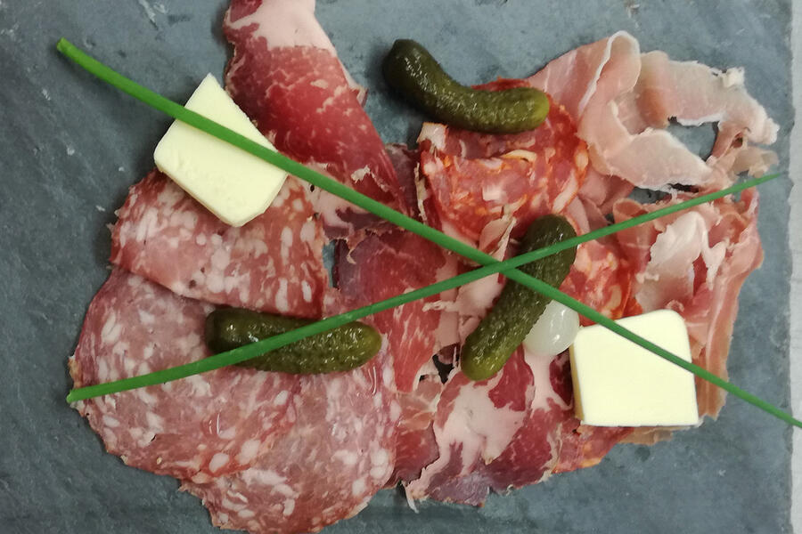 Assiette de charcuterie